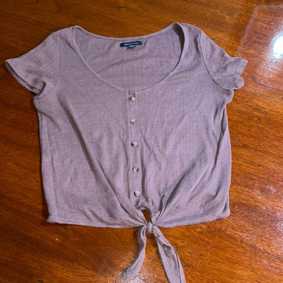 American Eagle Outfitters Tops - Women’s American Eagle shirt size small